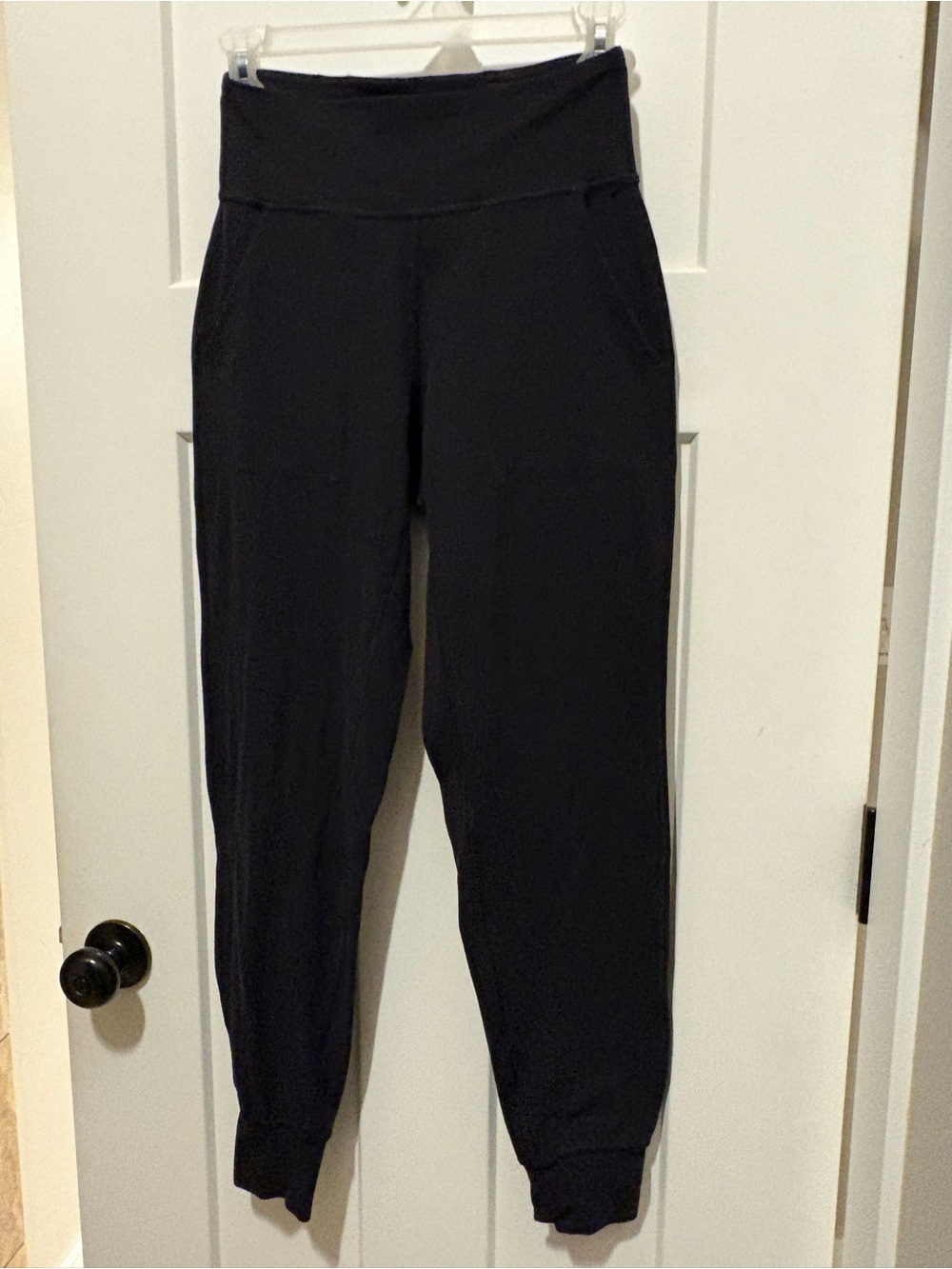 Lululemon - Black High-Rise Joggers